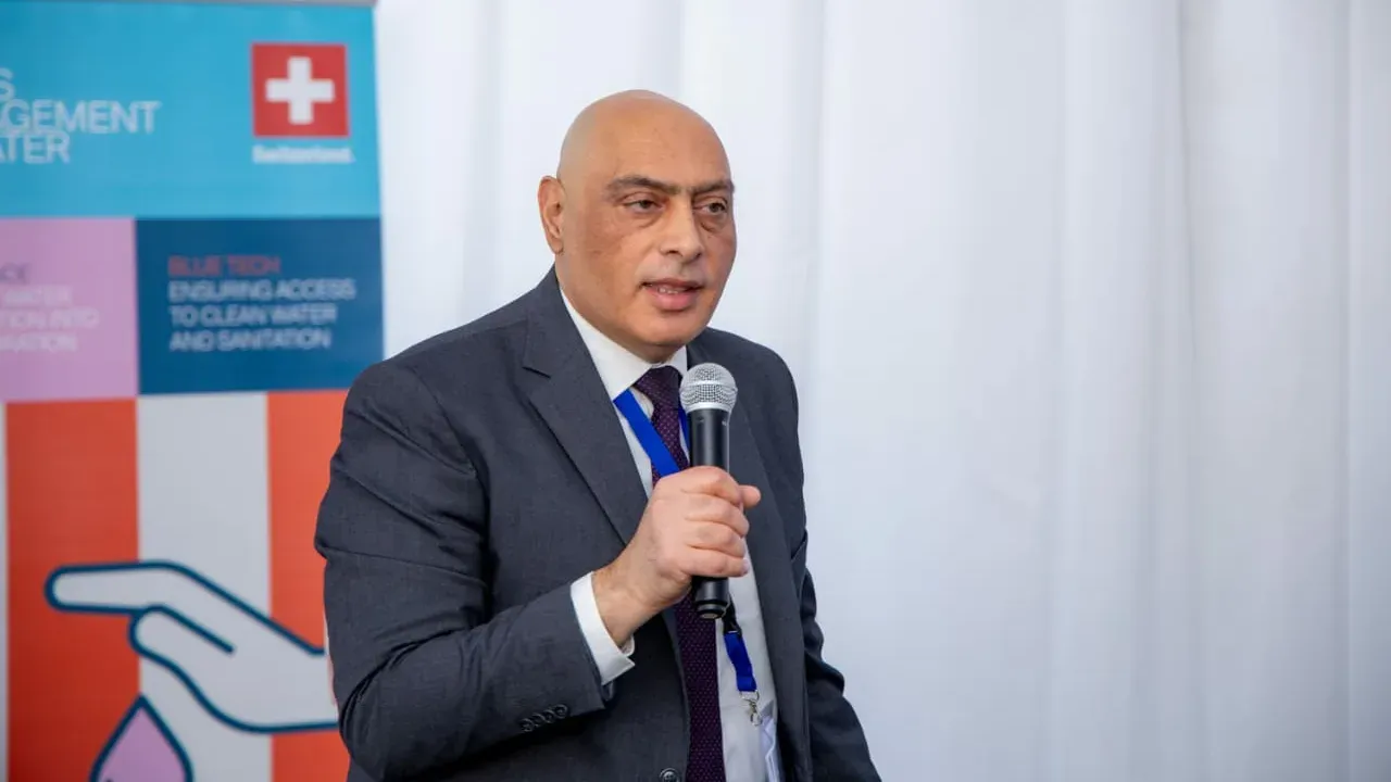 Hakam Al Alami s'exprimant lors du 5ème Forum méditerranéen de l'eau en Tunisie. Février 2024.